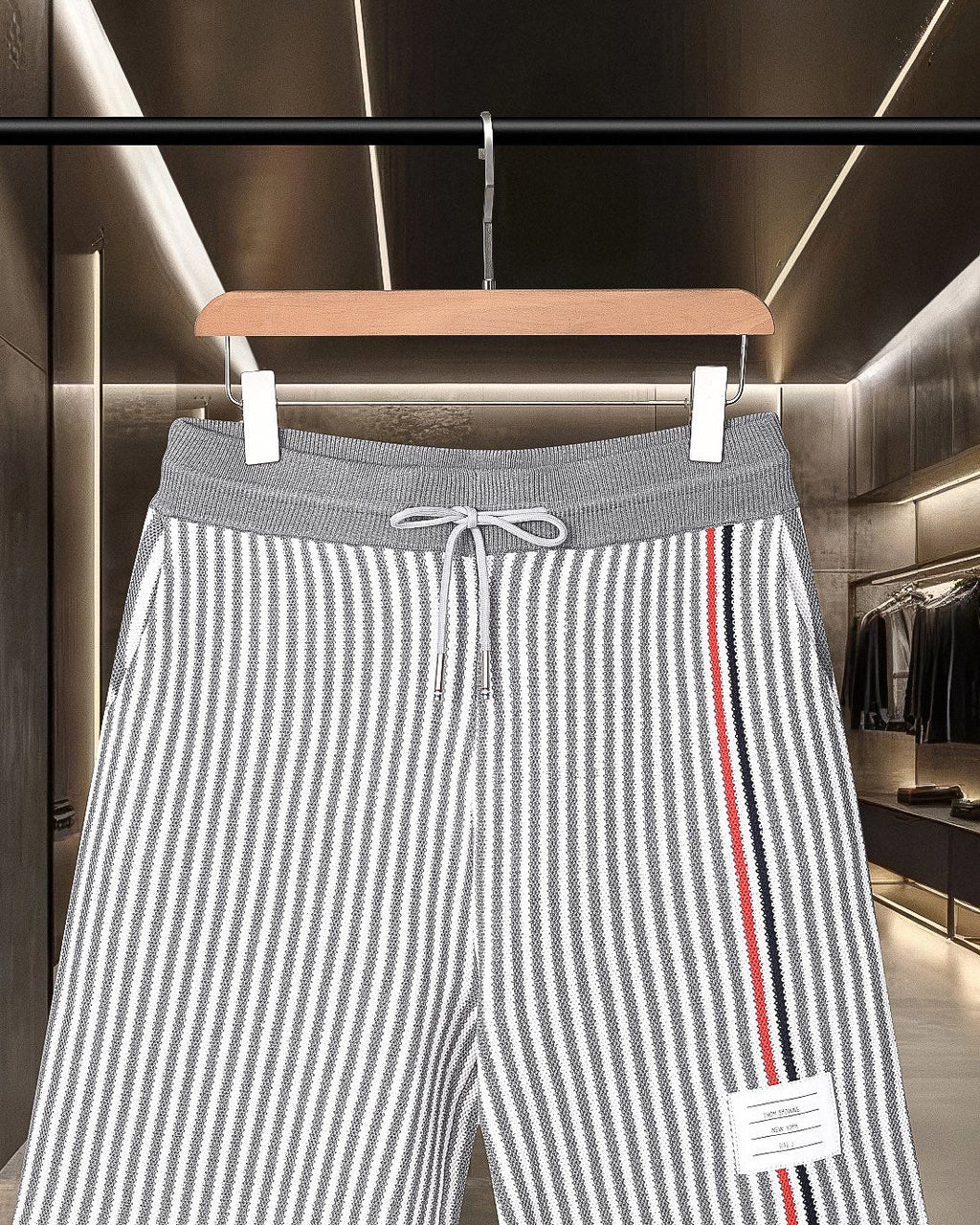 Thom Browne Style Four-Bar Stripe Knit Shorts