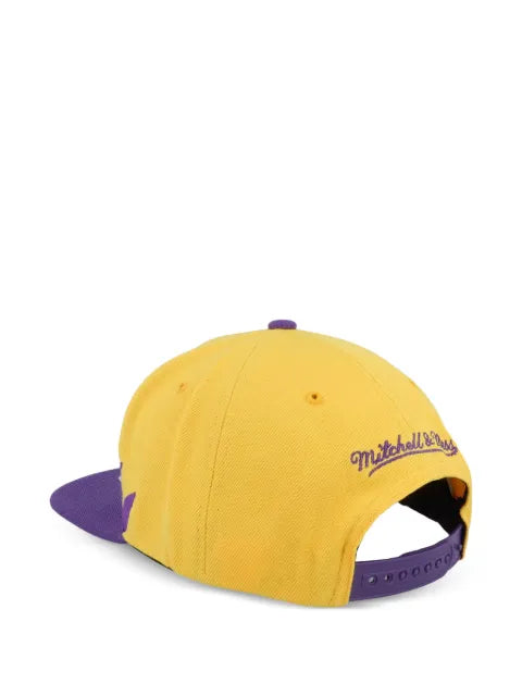Mitchell & Ness Sharktooth logo baseball cap