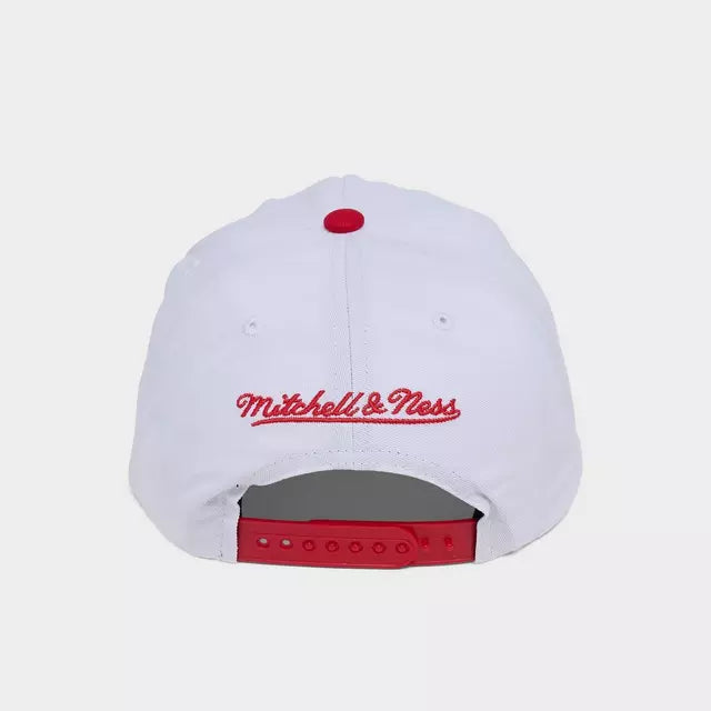 M&N NBA Chicago Bulls Shooting Stars Deadstock Snapback Hat