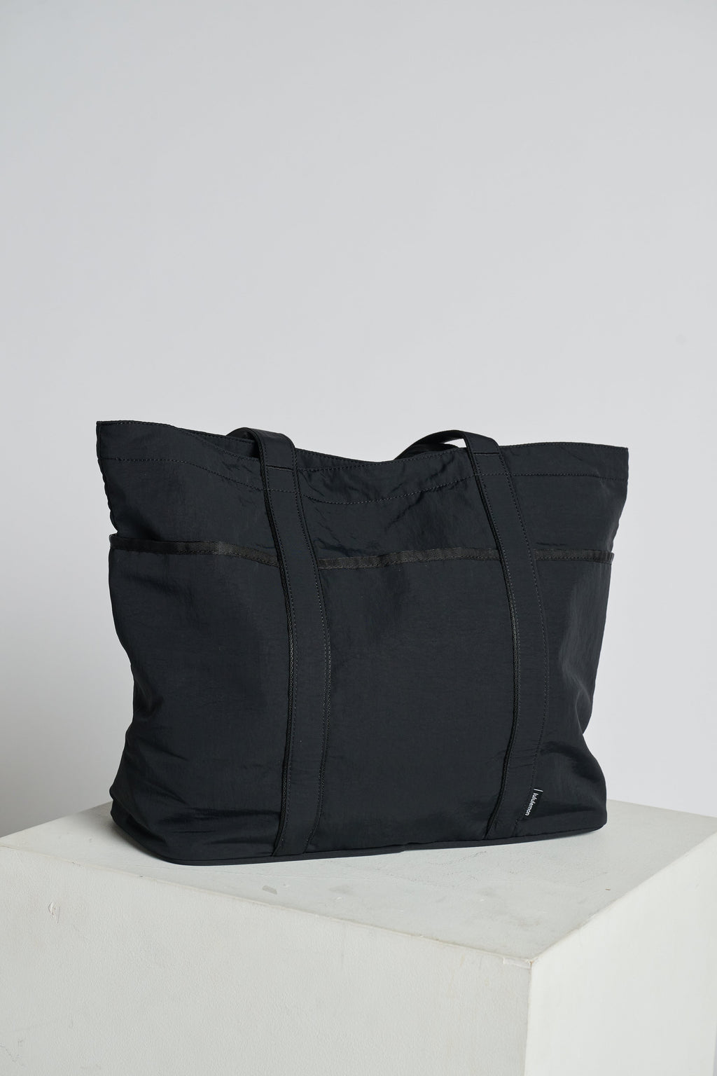 Daily Multi-Pocket Tote