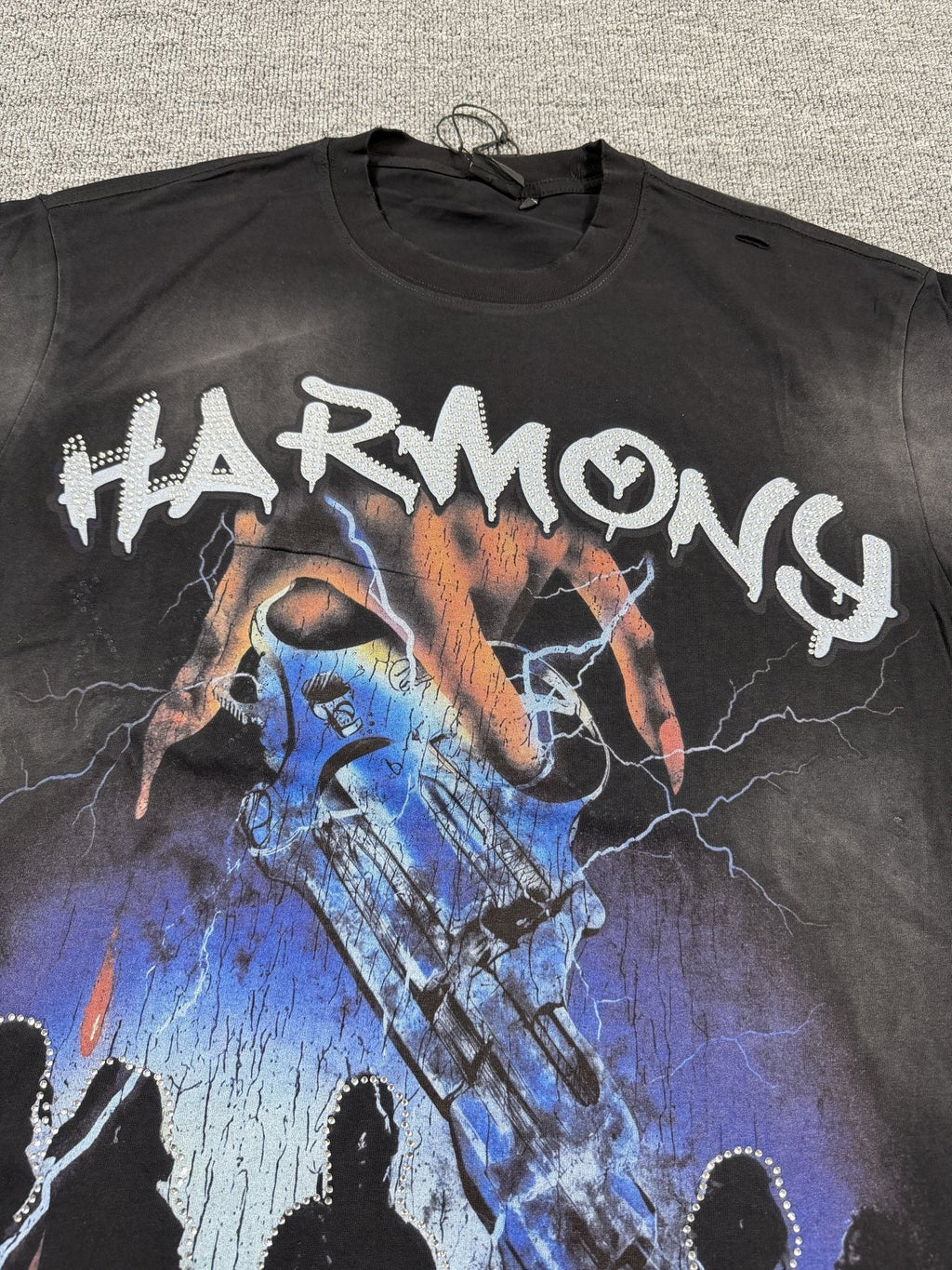 HARMONY New Age Distressed Rhinestone Graphic T-Shirt