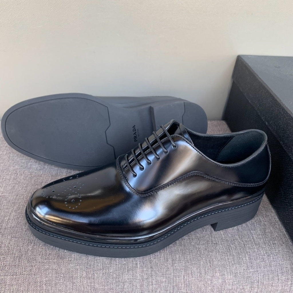 Prada Black Brogue Lace-Up Dress Shoes - Cowhide Lining