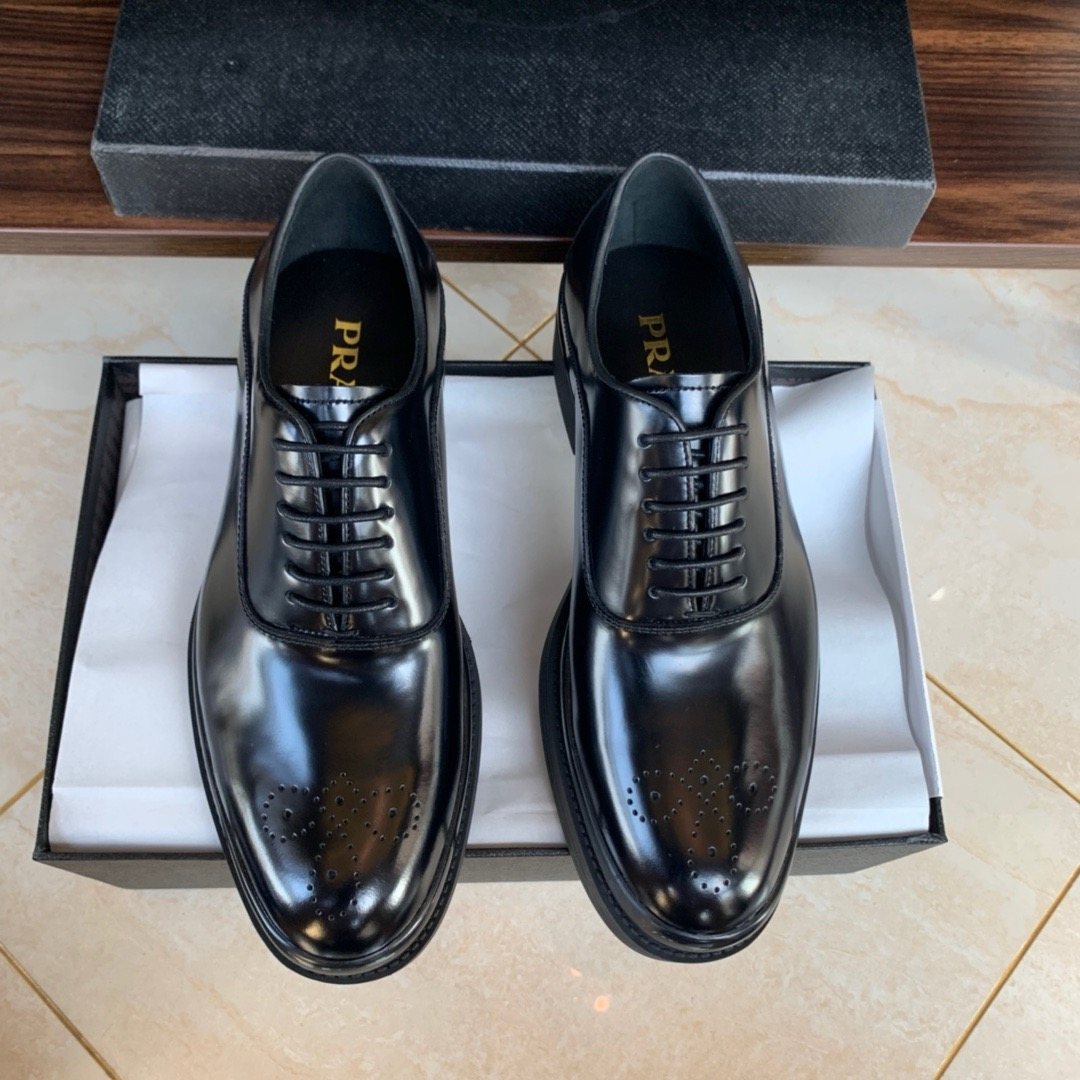 Prada Black Brogue Lace-Up Dress Shoes - Cowhide Lining