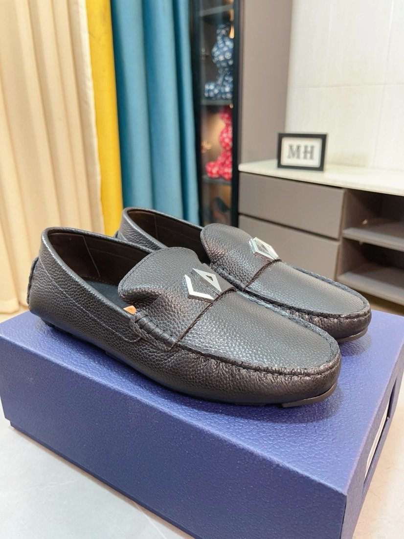 Dark Gray Pebbled Hardware Loafers