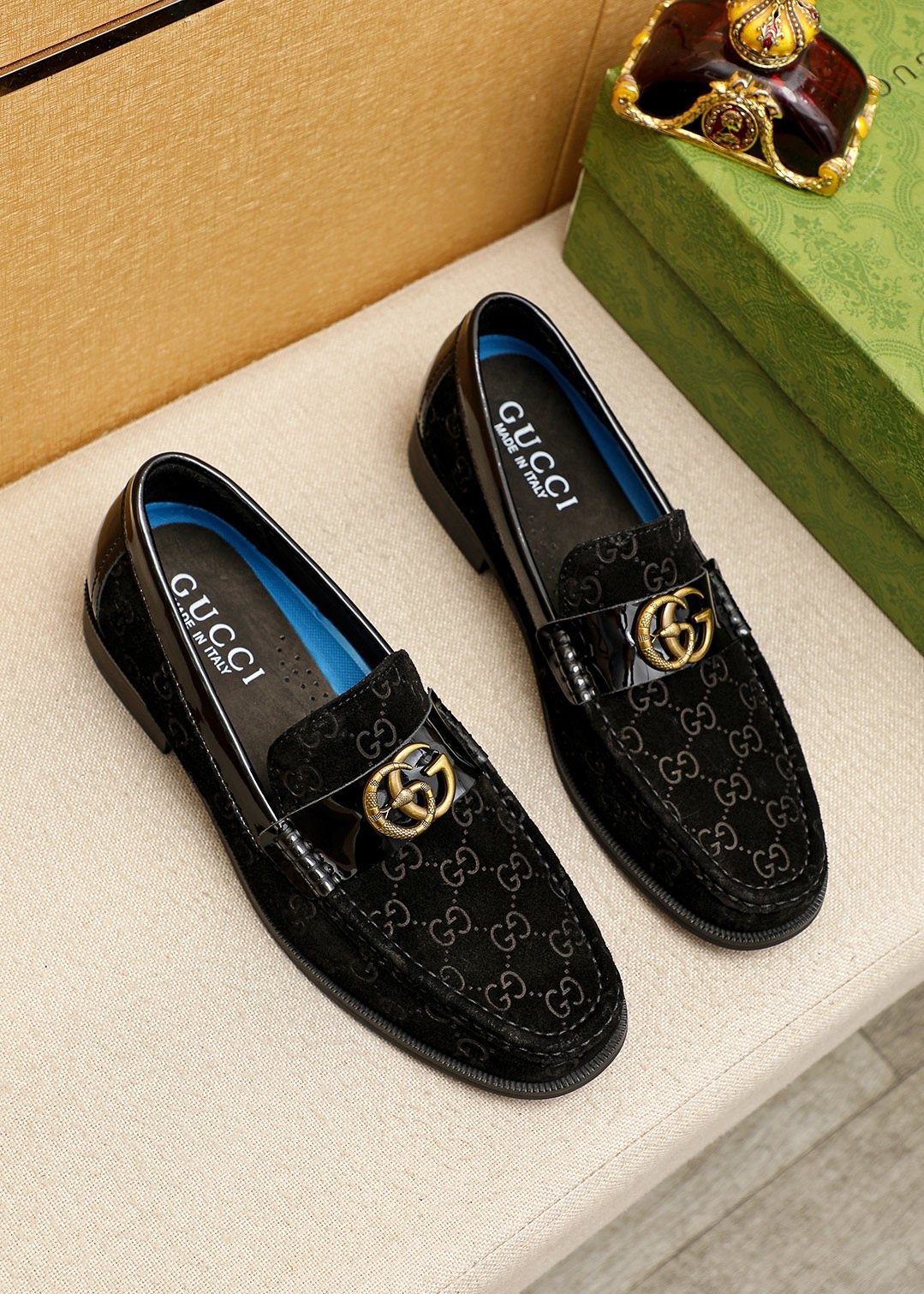 Gucci Monogram Logo-Hardware Loafers