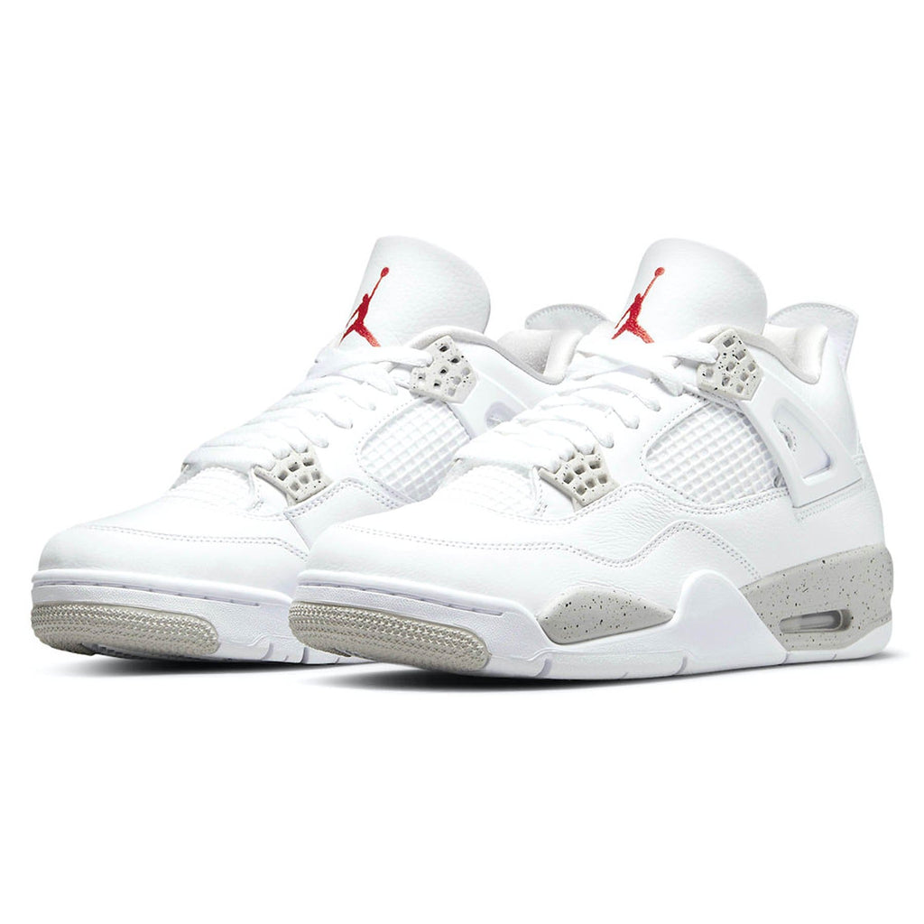 Air Jordan 4 'White Oreo'